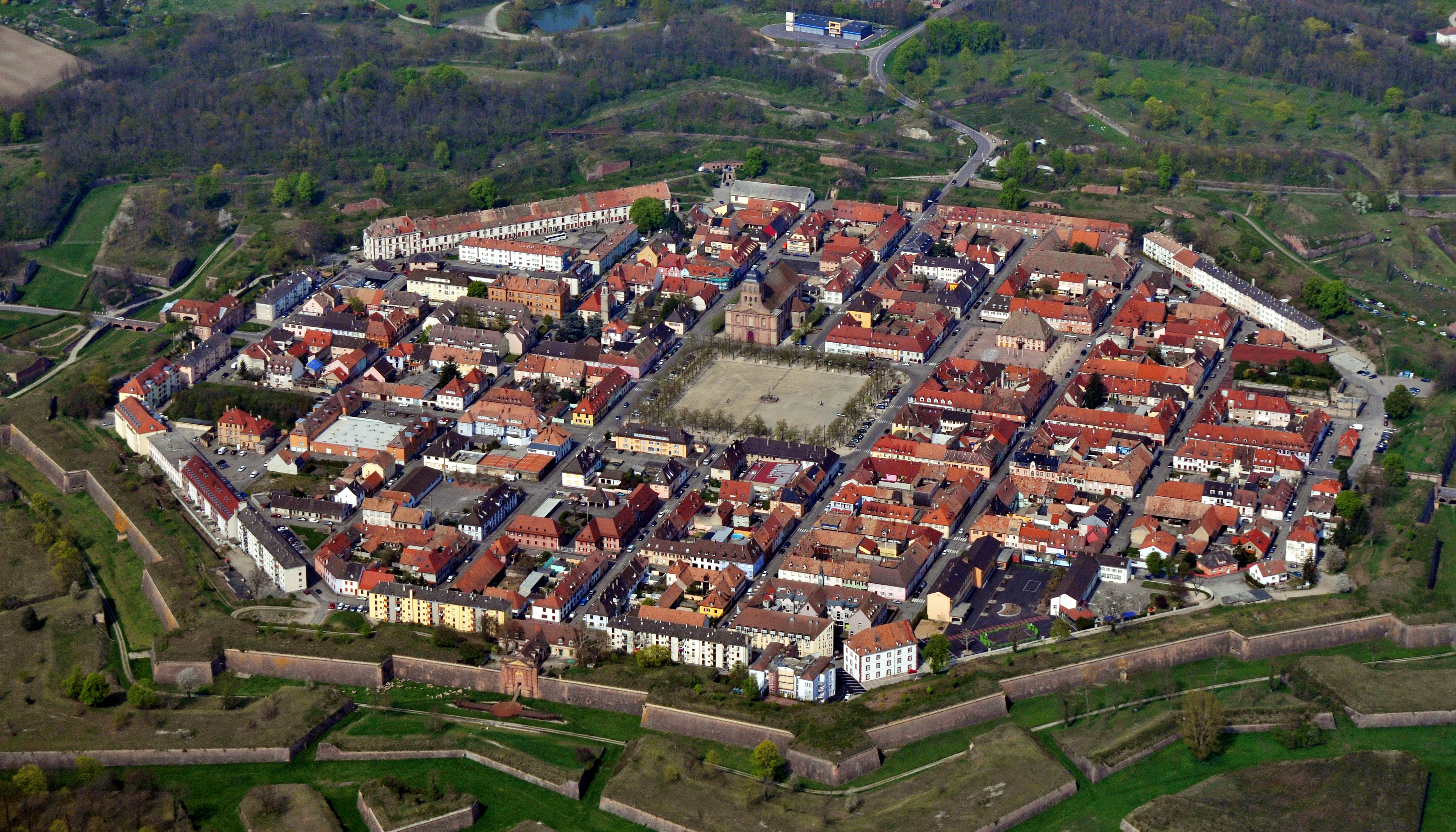 Brodski Povjetarac - Neuf-Brisach | Secret World Trip Planner