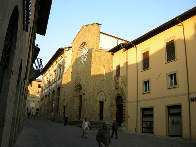 Bazilika e Bashkë-Katedrales së San Giovanni Evangelista - Sansepolcro | Secret World Trip Planner