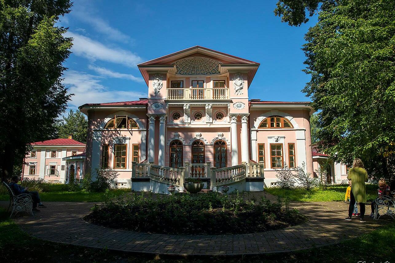 Brianchaninovs Egendom - Čerepovec | Secret World Trip Planner