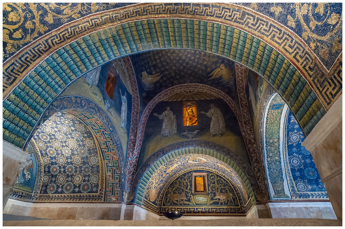 Mausoleum Gallia Placidia - Ravenna | Secret World Trip Planner