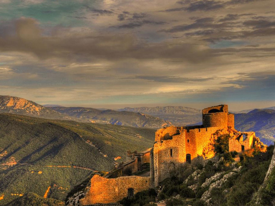 Castello di Roquefixad - Roquefixade | Secret World Trip Planner