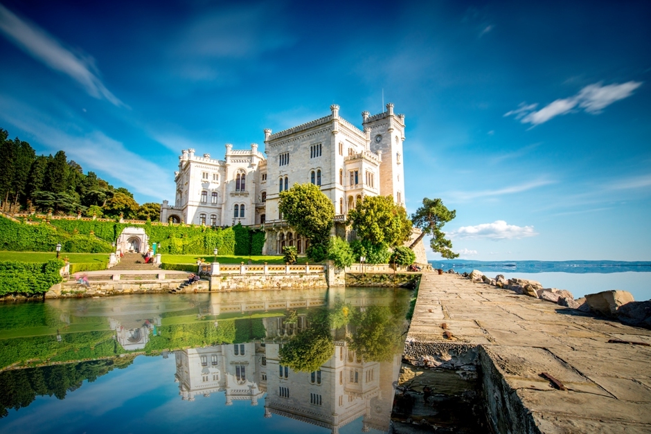 Triest | Schloss Miramare - Grignano | Secret World Trip Planner