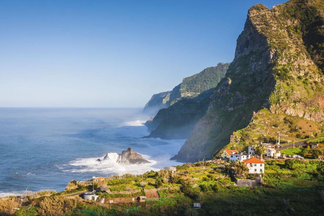 Madeira y Sir Winston Churchill, - Câmara de Lobos | Secret World Trip Planner