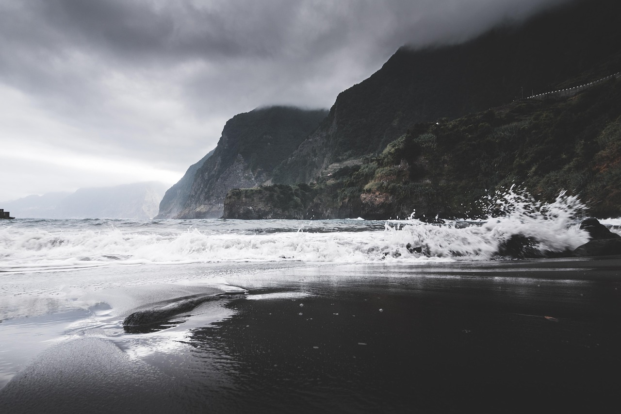 Madeira y Sir Winston Churchill, - Câmara de Lobos | Secret World Trip Planner