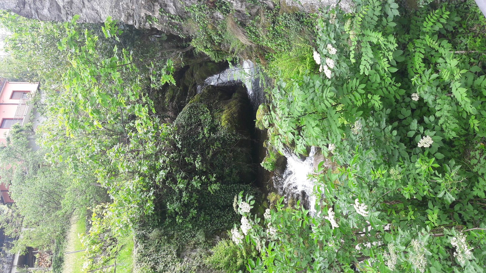 El lago Como: Nesso y la cascada - Nesso | Secret World Trip Planner