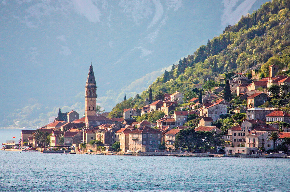 Perast, una de las ciudades más bellas de Europa — Perasto