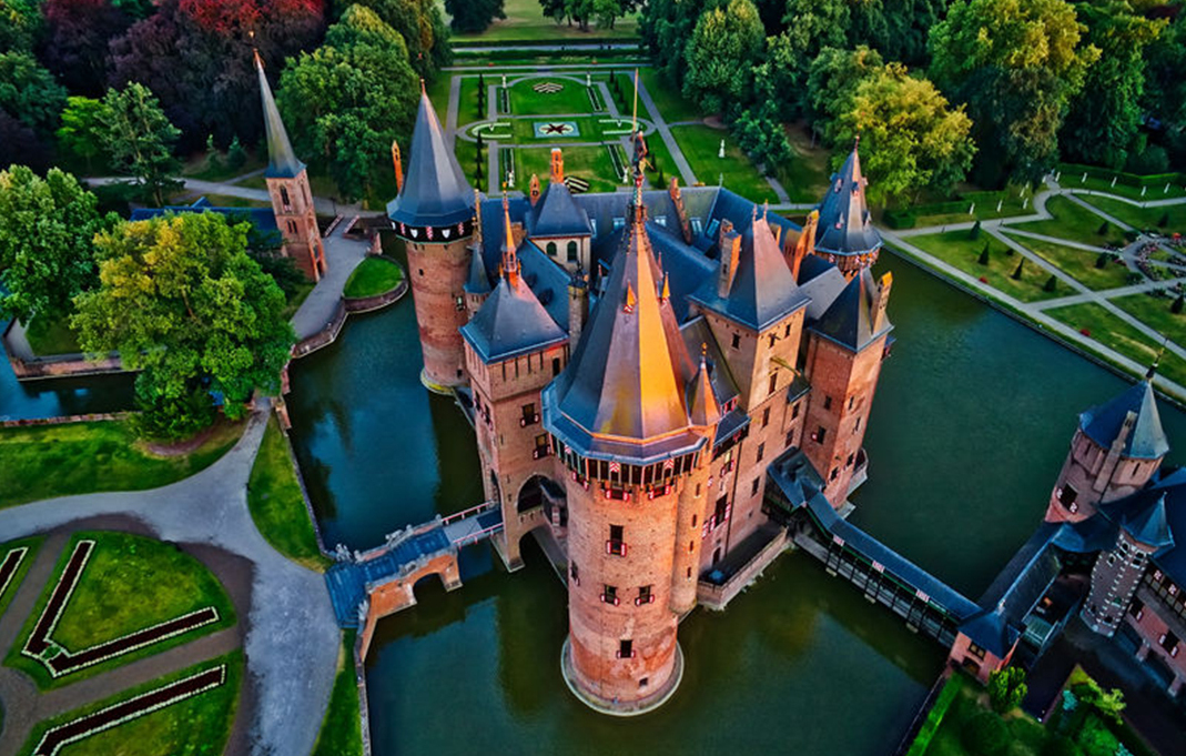 Castillo De Haar - Utrecht | Secret World Trip Planner
