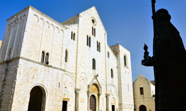 Teliquia de San Longino - Bari | Secret World Trip Planner