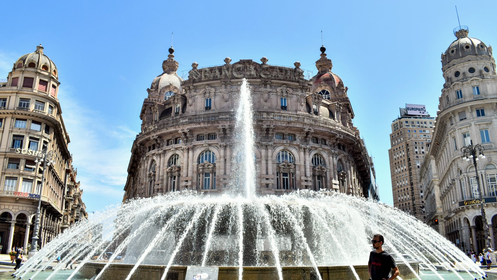 Italyprovince. kgm และกางเกงยีนส์ - Genova | Secret World Trip Planner