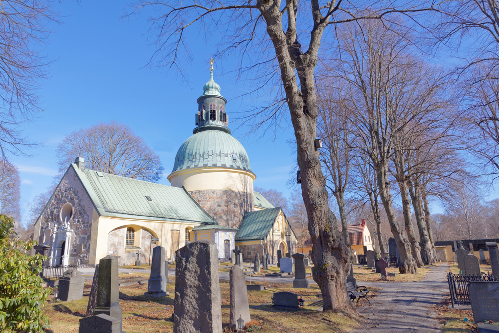 Église de Solna - Prostvägen 14 | Secret World Trip Planner