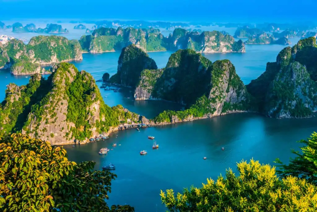 Discover the World Differently with Secret World: Your Ultimate Travel Companion - Parigi | Secret World Trip Planner