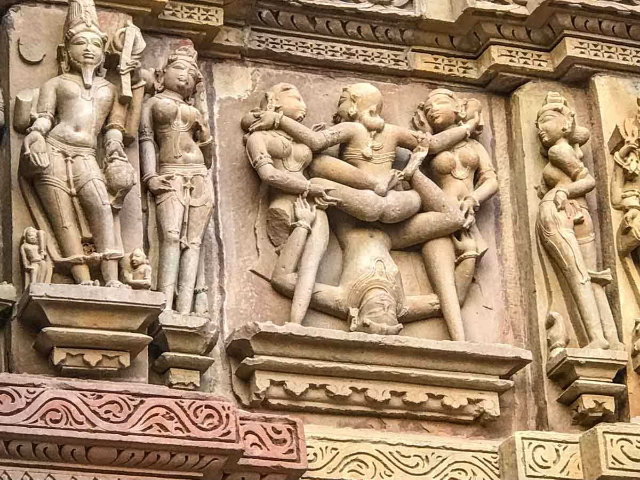 Lo sensual y lo sagrado: exploración de los templos de Khajuraho, India - Khajuraho | Secret World Trip Planner