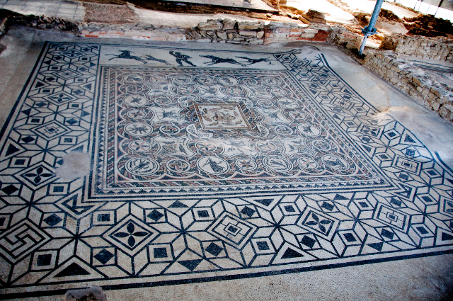 Domus del Mito erakordsed Rooma mosaiigid - Sant'Angelo In Vado | Secret World Trip Planner