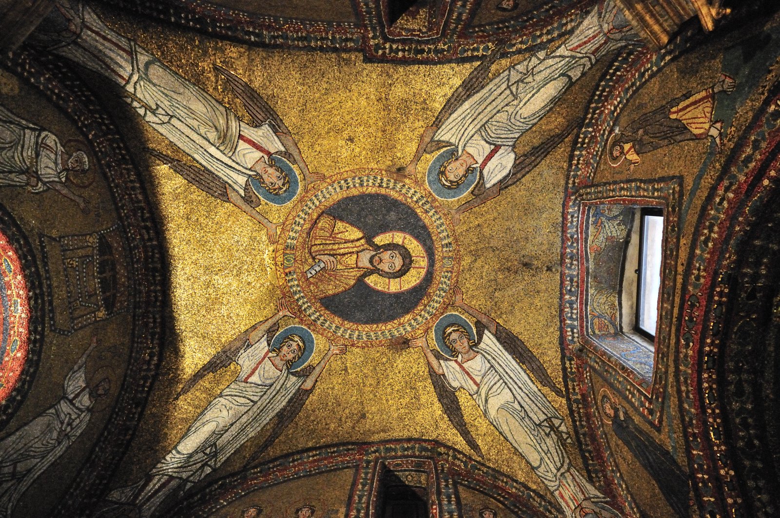 L'Església de Santa Prassede i els Magnífics Mosaics - Roma | Secret World Trip Planner