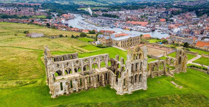 L'Abbazia di Whitby e Dracula - Abbey Ln | Secret World Trip Planner