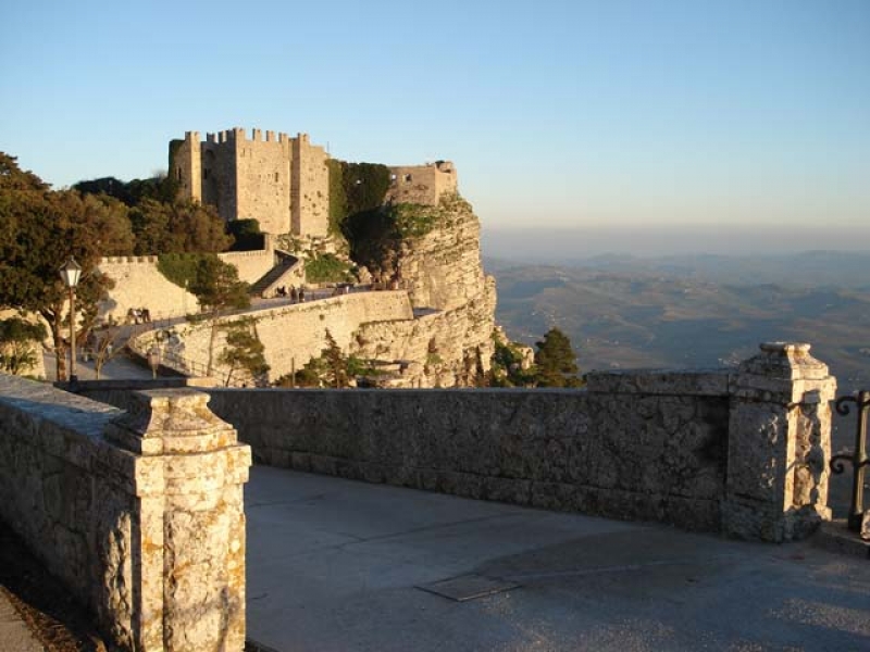 Kiklopske zidine Erice - 91016 Erice TP | Secret World Trip Planner