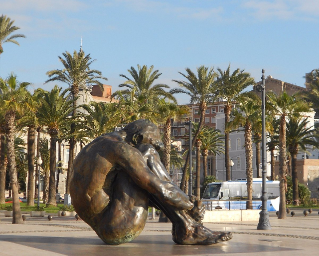 Escultura El Zulo - Cartagena | Secret World Trip Planner