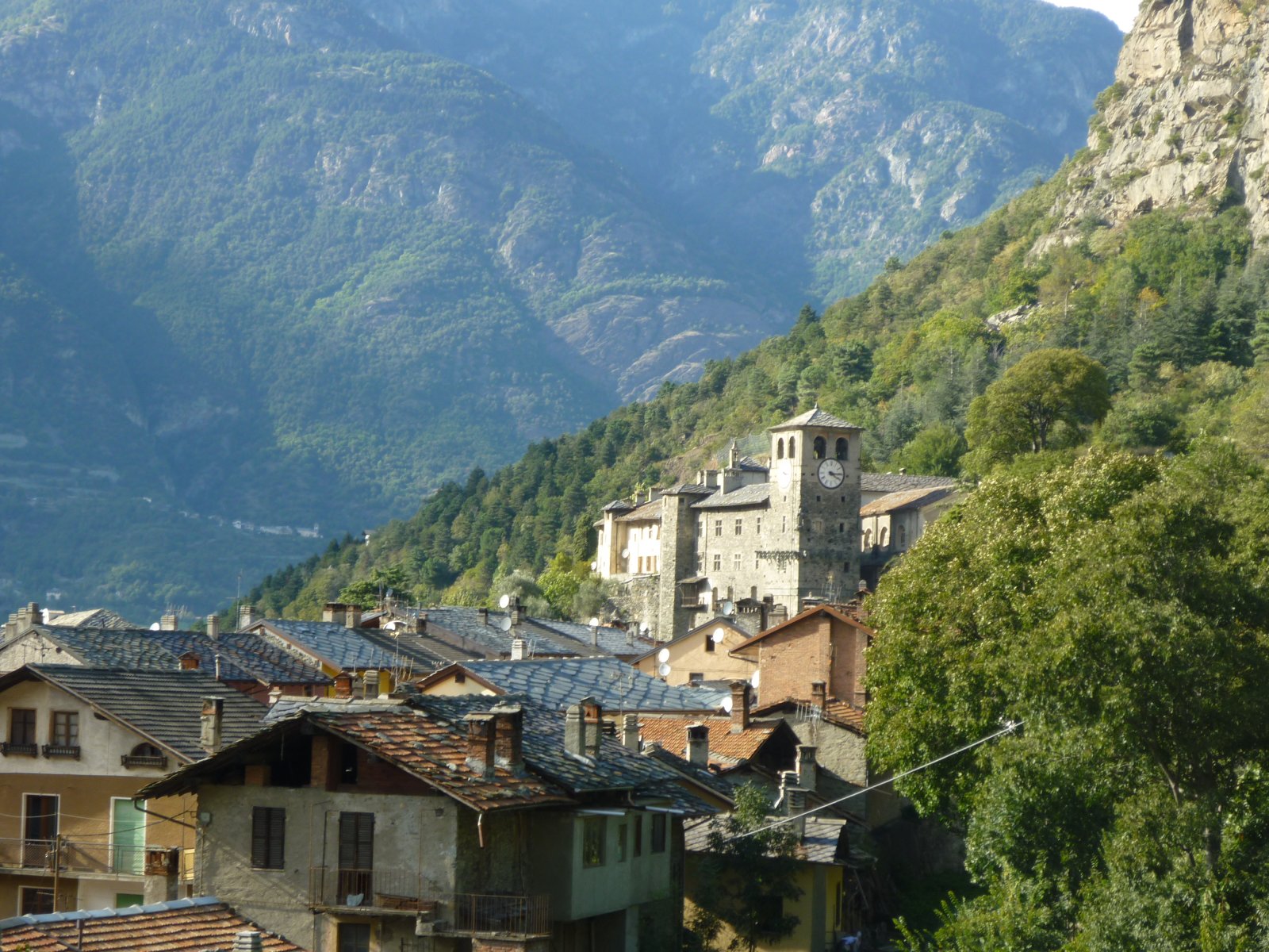 Collegiata di Saint Gilles - Verrès | Secret World Trip Planner