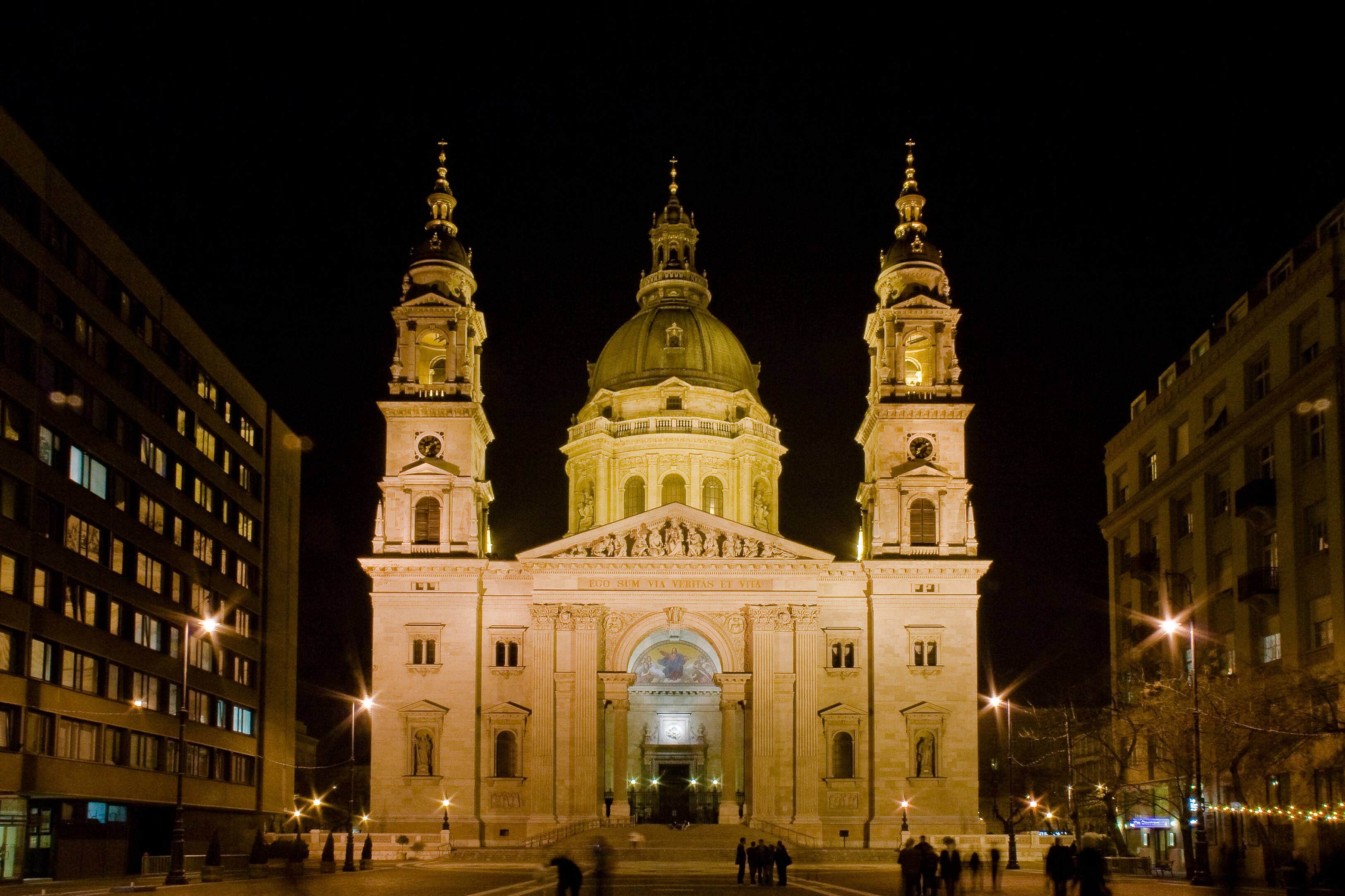 La Basílica de San Esteban: el edificio más alto de Budapest. - Budapest | Secret World Trip Planner
