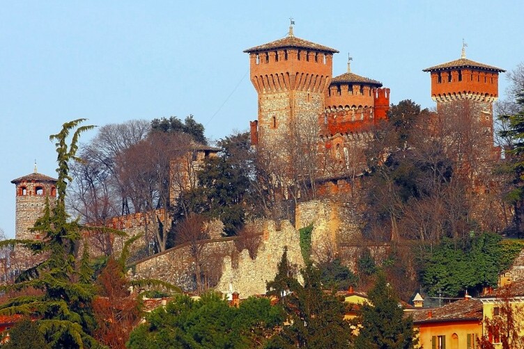 Bonoris Castle - Montichiari | Secret World Trip Planner
