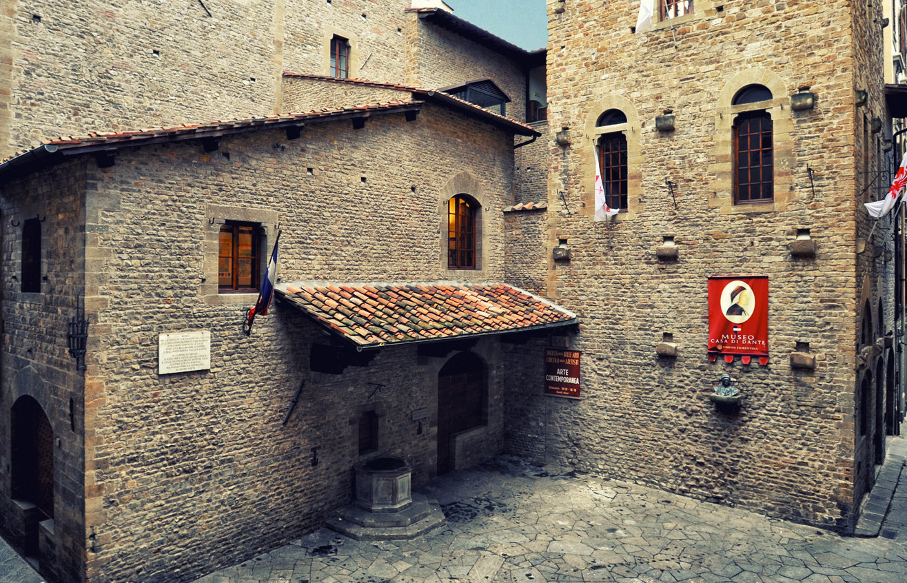 Firen /e / Museo Casa Di Dante - Firenze | Secret World Trip Planner