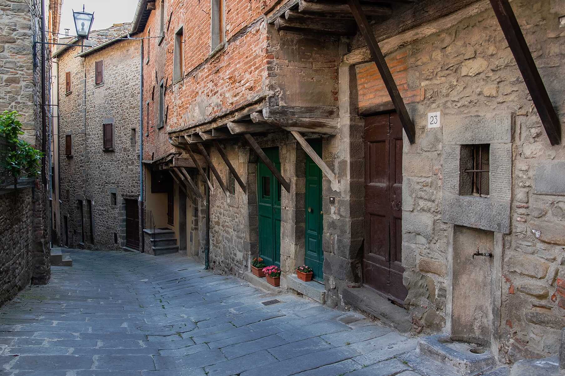 Vicolo Jannelli - Cortona | Secret World Trip Planner