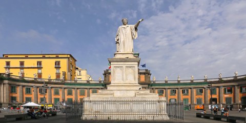 Пьяцца Данте - Napoli | Secret World Trip Planner