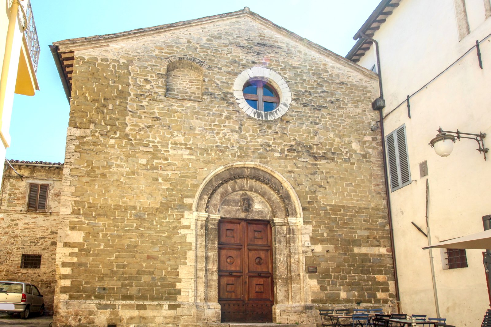 Iglesia de Santa María Laurentia - Bevagna | Secret World Trip Planner