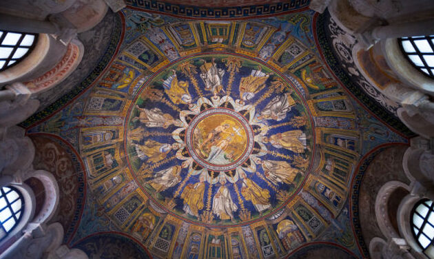 Ananging padununganipun kyai iman sampurna suwung, tiyangipun sadaya Tumut. - Ravenna | Secret World Trip Planner