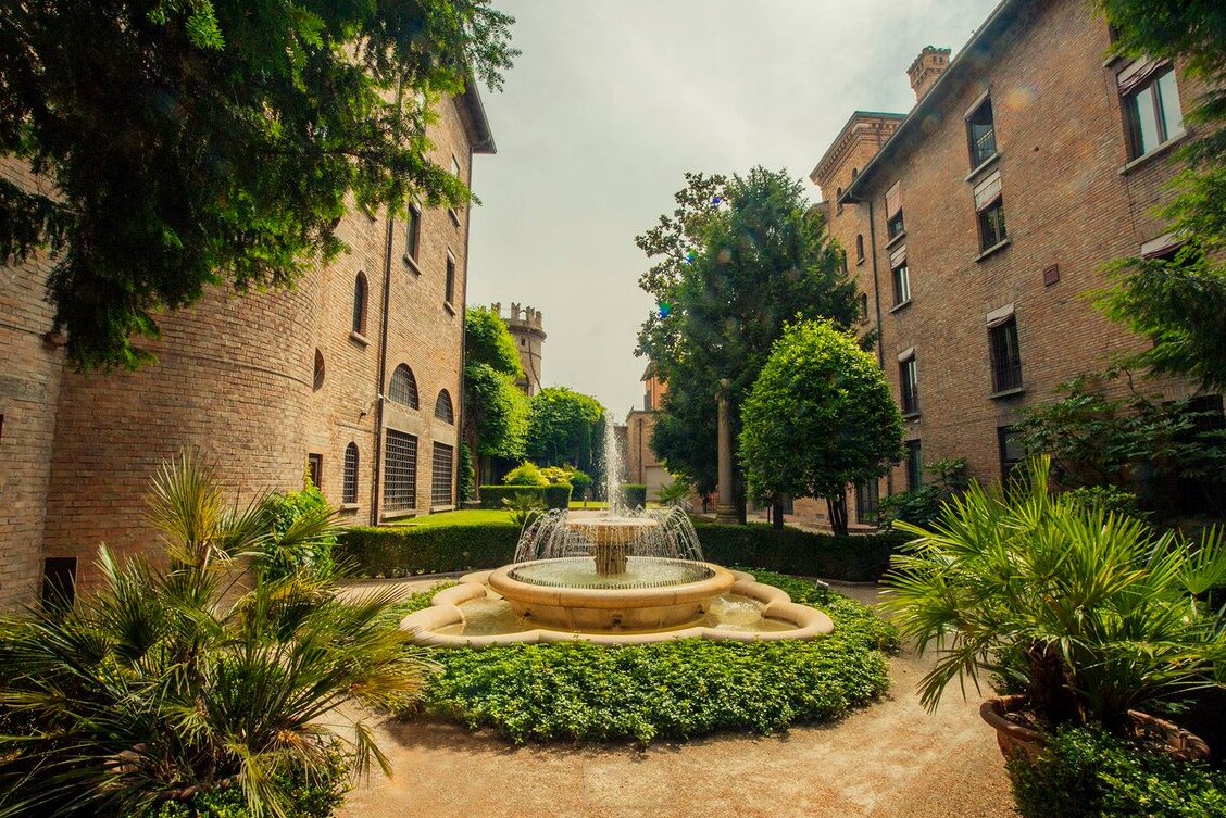 Krèt Distro of Astarium - Ravenna | Secret World Trip Planner