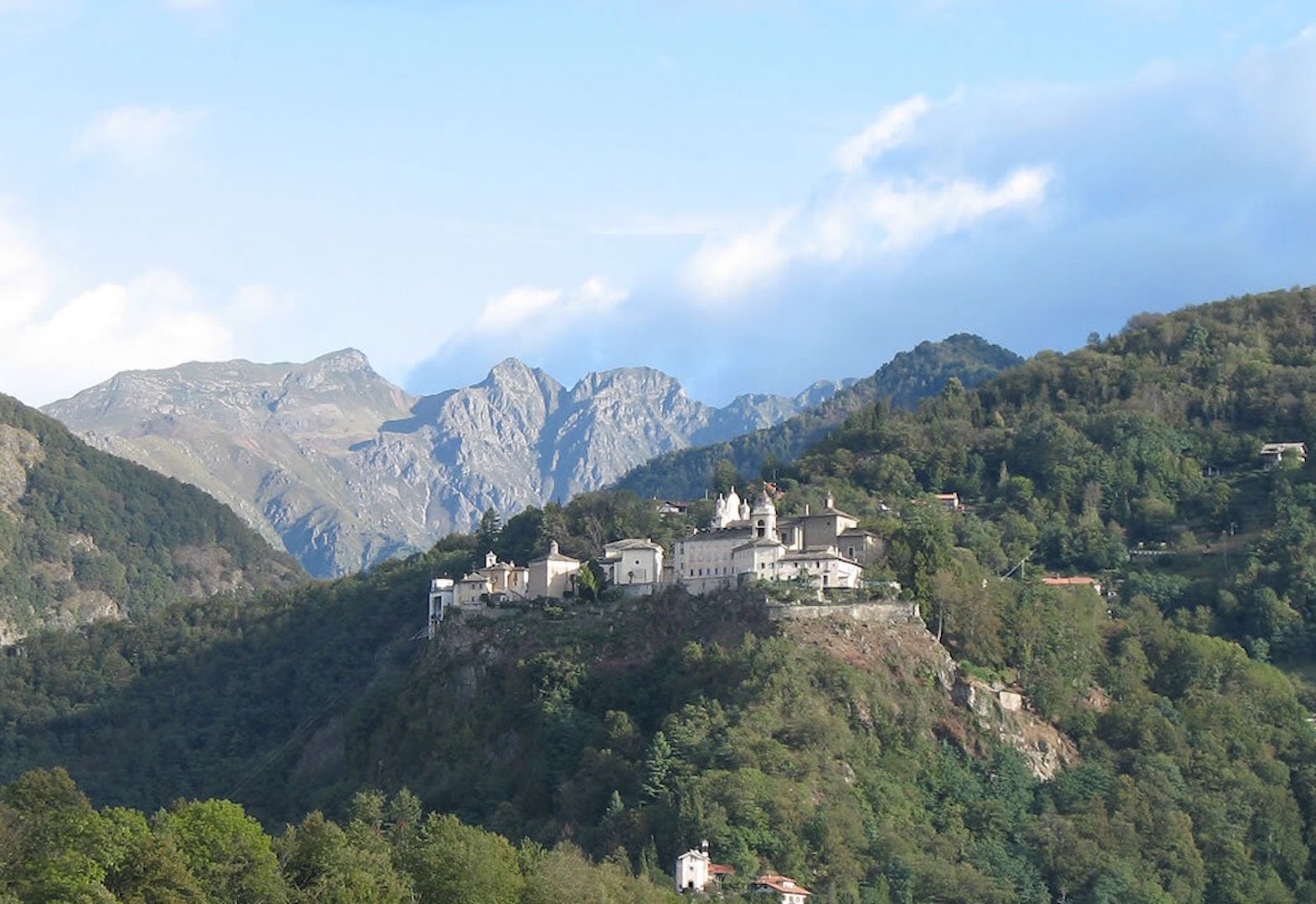 Mlima Wa Varallo - Varallo | Secret World Trip Planner