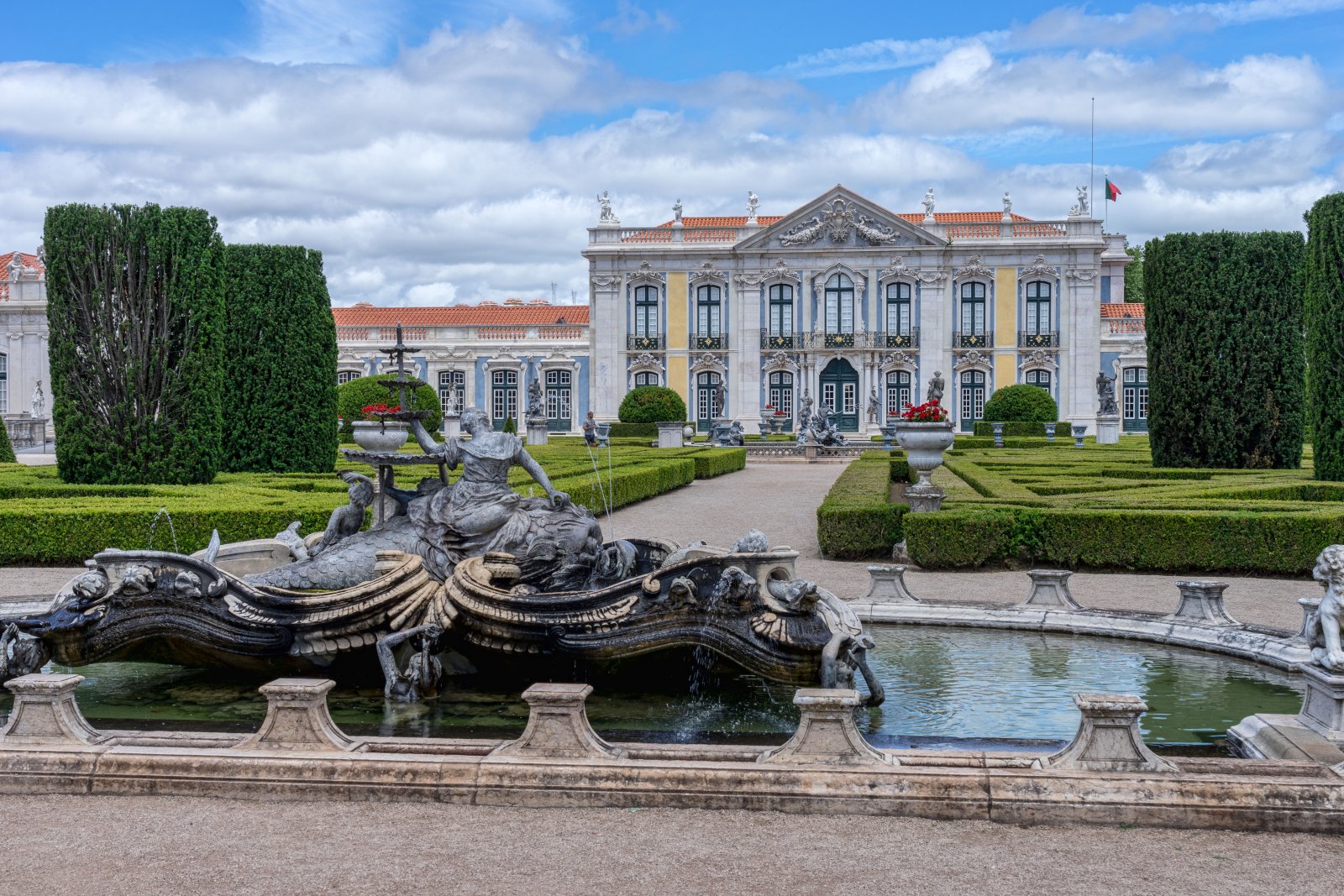 Lisbona | Palazzo Nazionale Queluz - Queluz | Secret World Trip Planner
