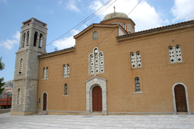 Iglesia de Agios Georgios en Arachova - Arachova | Secret World Trip Planner