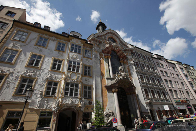 Chiesa di San Giovanni Nepomuceno - München | Secret World Trip Planner