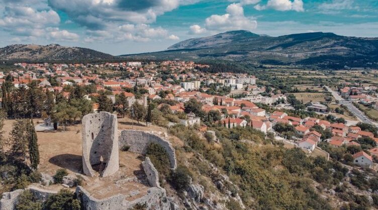 Town of Drniš — Dernis
