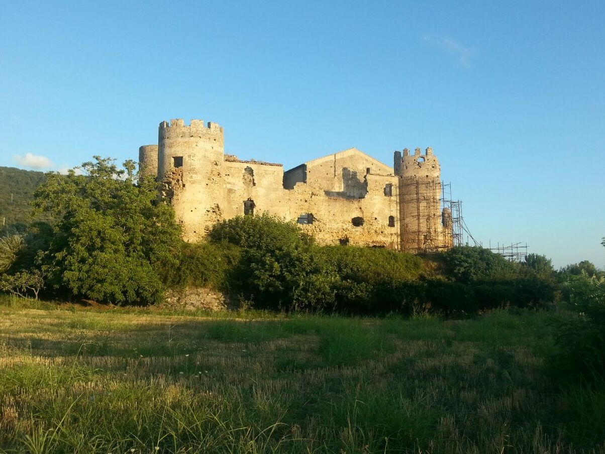 Castillo de Sangineto - 7 | Secret World Trip Planner