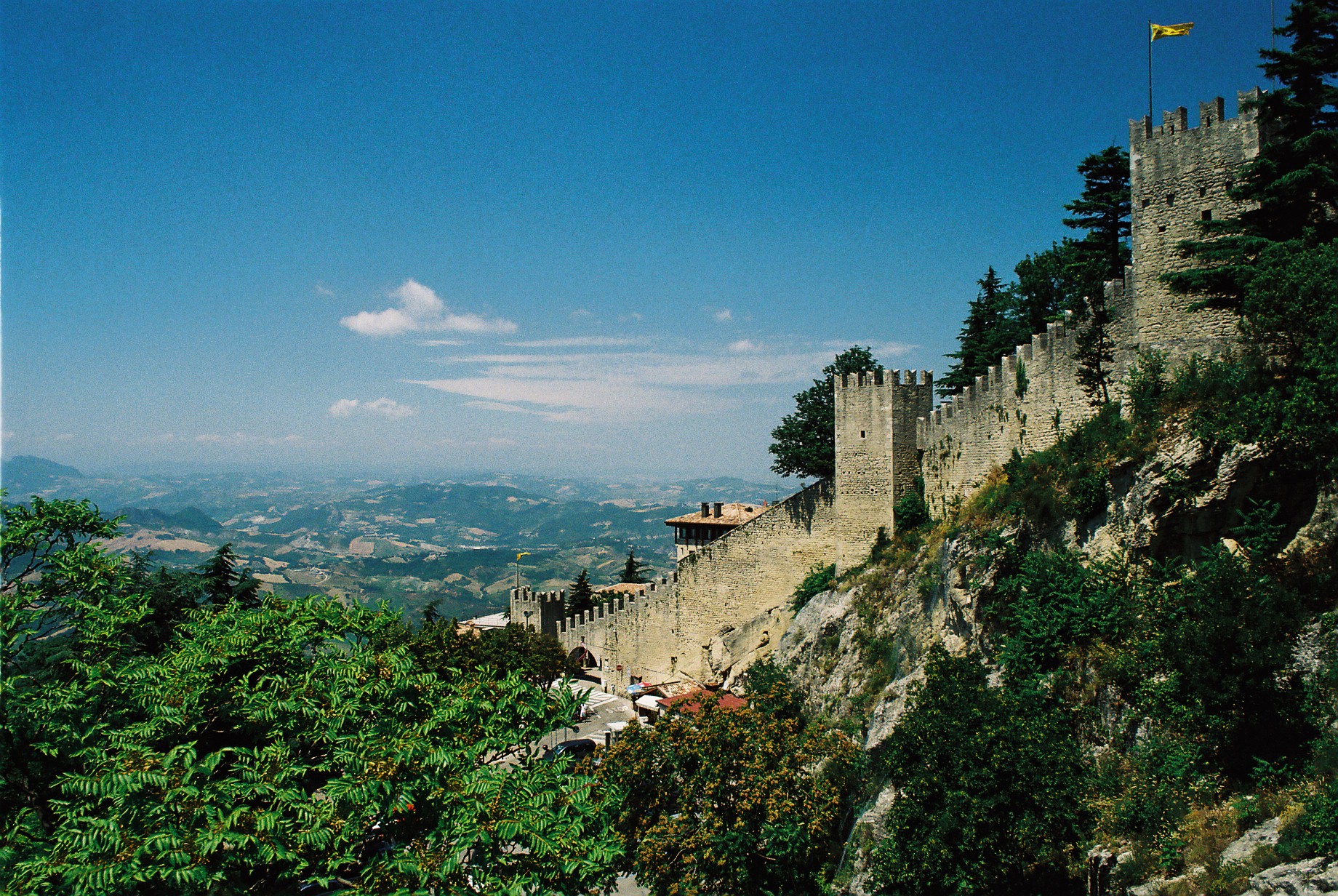 San Marino | La Repubblica più vecchia del mondo | Secret World Trip Planner