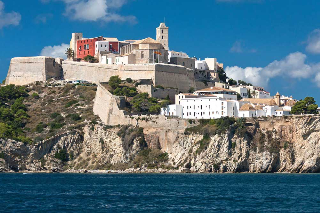 Catedral de Ibiza - Eivissa | Secret World Trip Planner