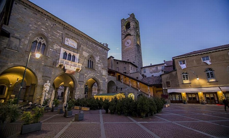 Eski maydon - Bergamo | Secret World Trip Planner