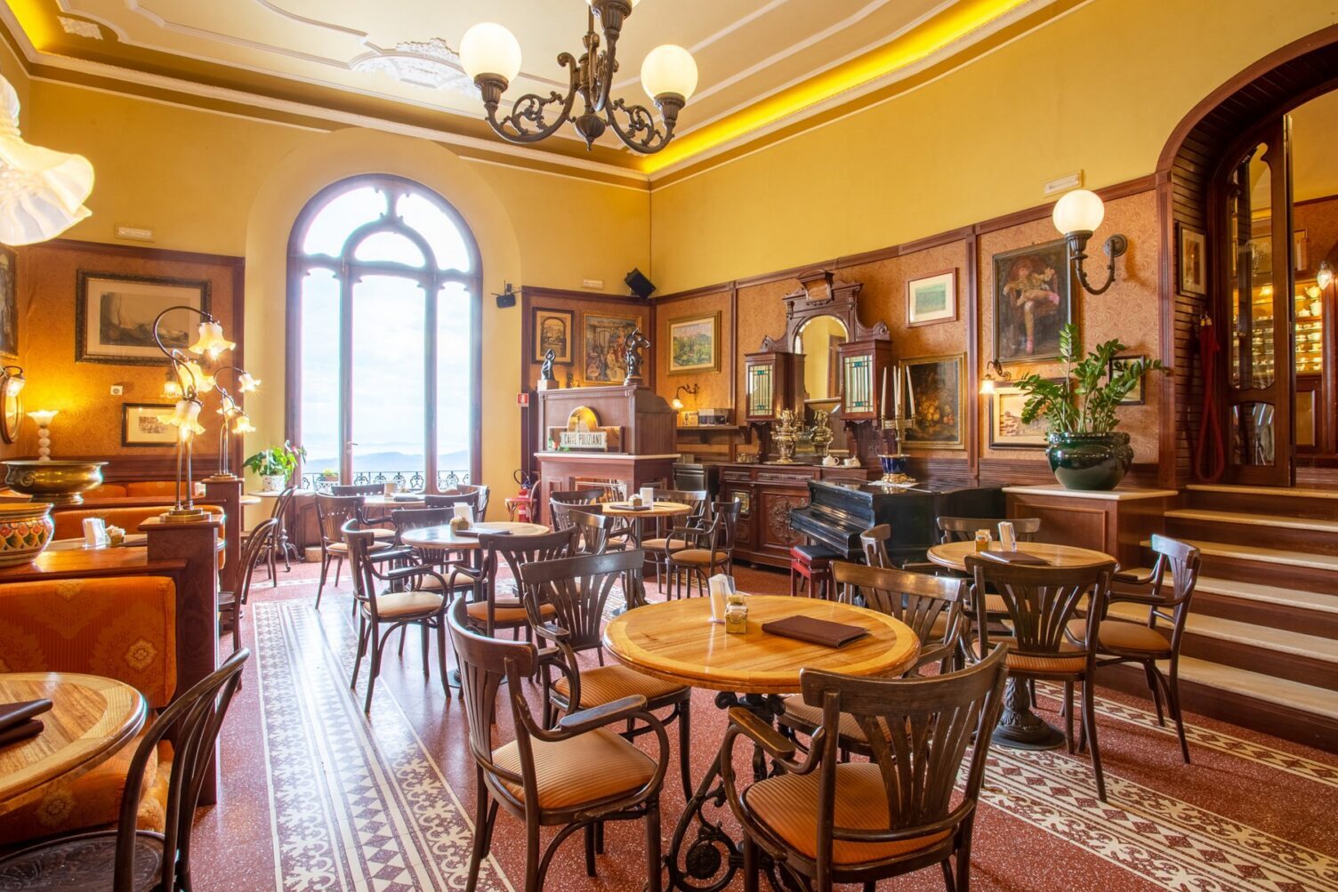 Caffè Poliziano - Montepulciano | Secret World Trip Planner