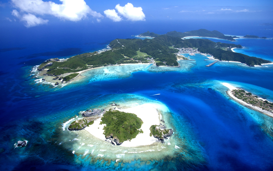 Japan: Zamami and its beautiful beaches — Zamami