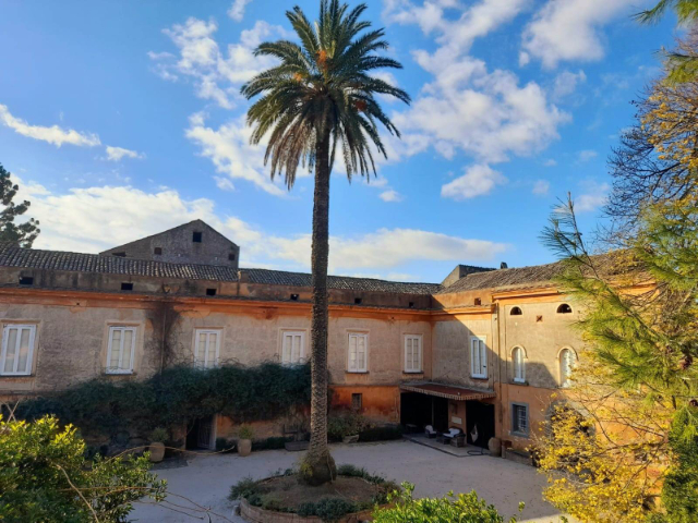 Tenuta Filangieri di Candida Gonzaga - San Paolo Bel Sito | Secret World Trip Planner