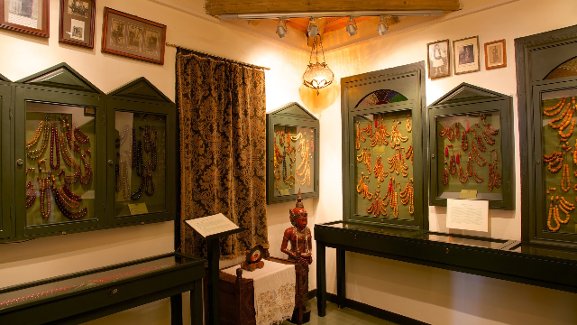 Komboloi muzejs - Nafplio | Secret World Trip Planner