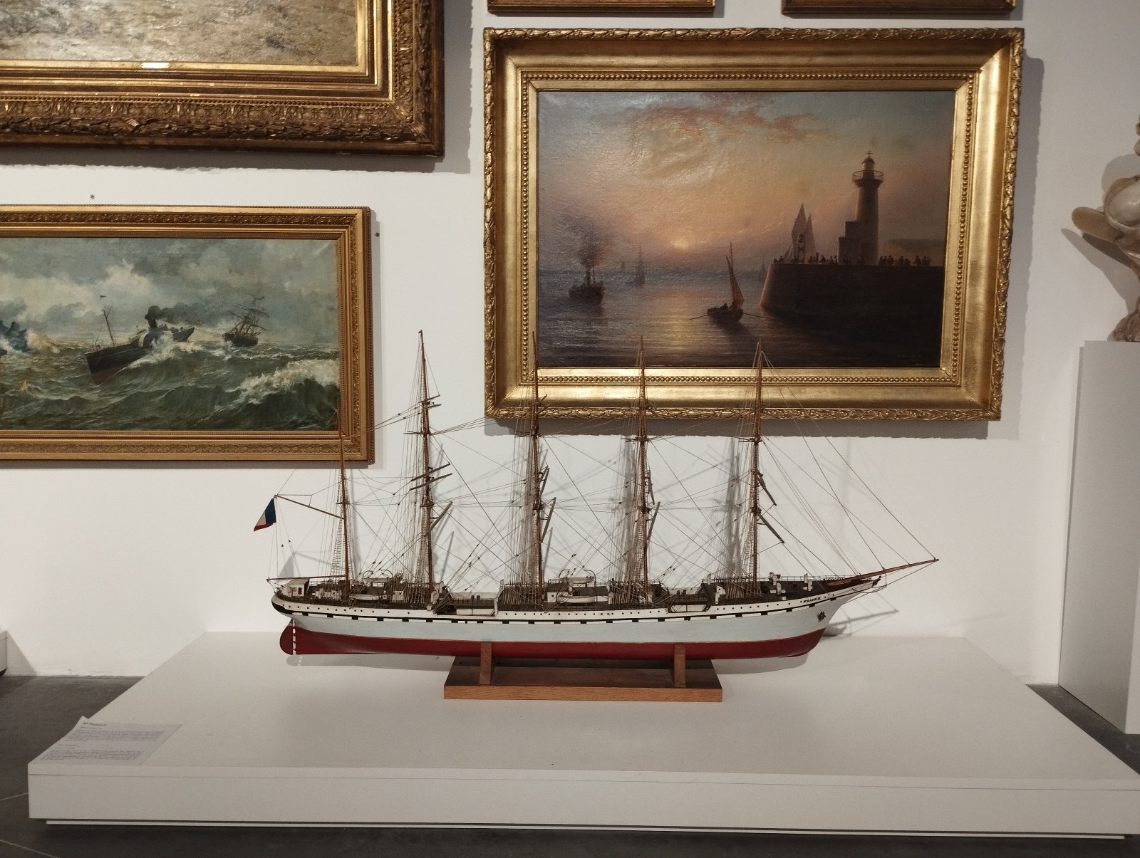 Museo del Mare e della Marina - Bordeaux | Secret World Trip Planner