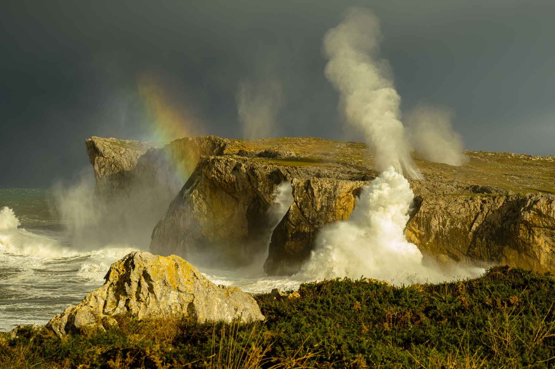 Buffoons, an incredible natural phenomenon - Llanes | Secret World Trip Planner