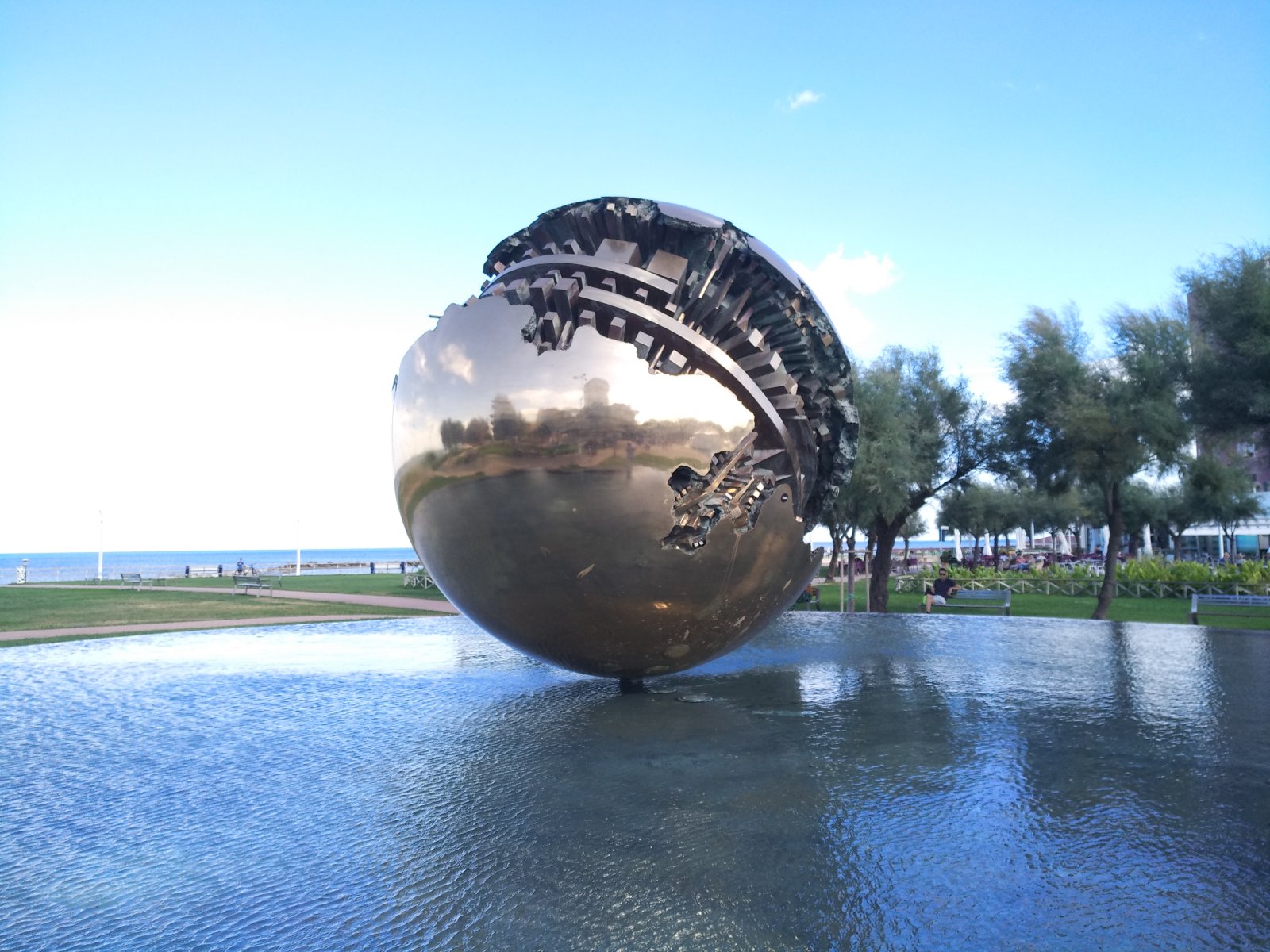 Piazzale della Libertà e la Sfera Grande - Pesaro | Secret World Trip Planner