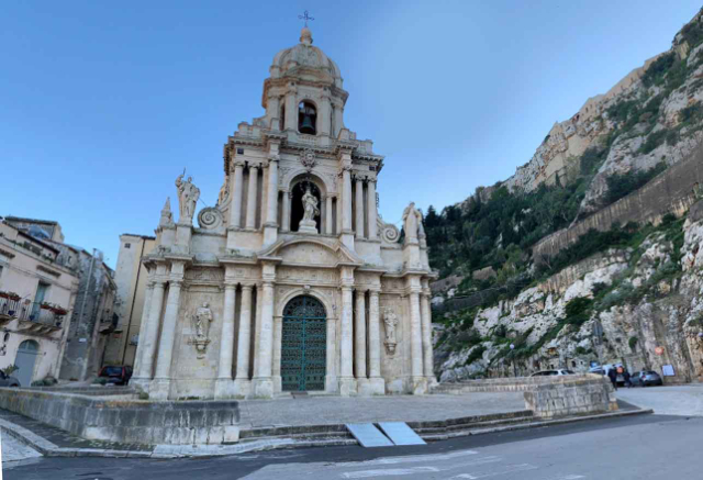 சான் பார்டோலோமியோ தேவாலயம் - Scicli | Secret World Trip Planner