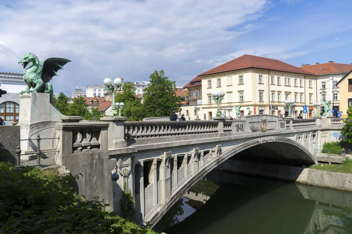 Dragon Bridge — Resljeva cesta 2