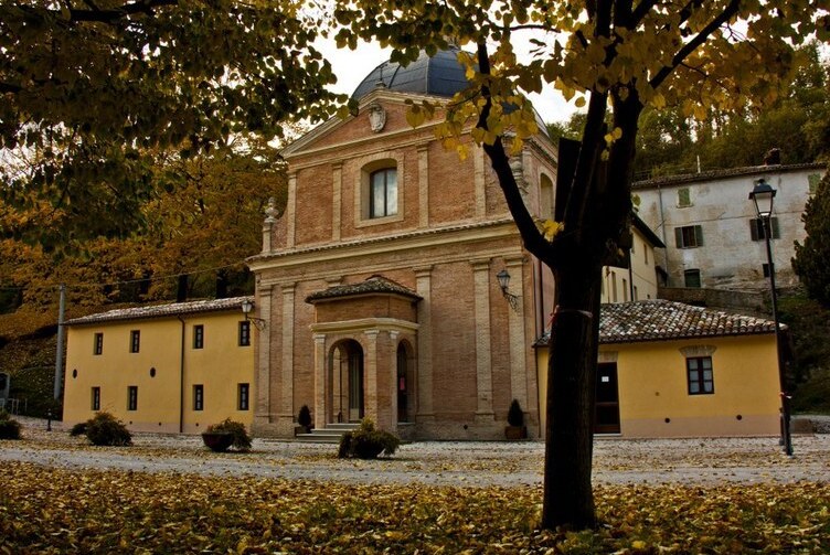 Chiesa di Battaglia e il Santissimo Crocifisso - Località Battaglia | Secret World Trip Planner