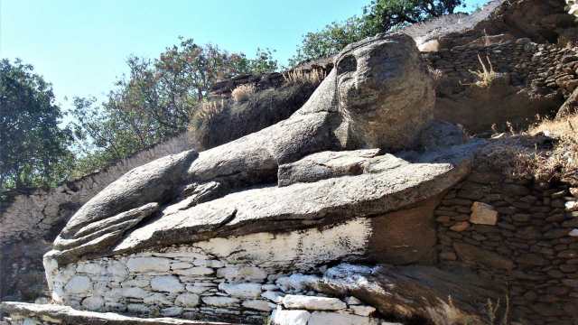 L'énigme du sourire : le lion de Kea à Kea - Kea 840 02 | Secret World Trip Planner